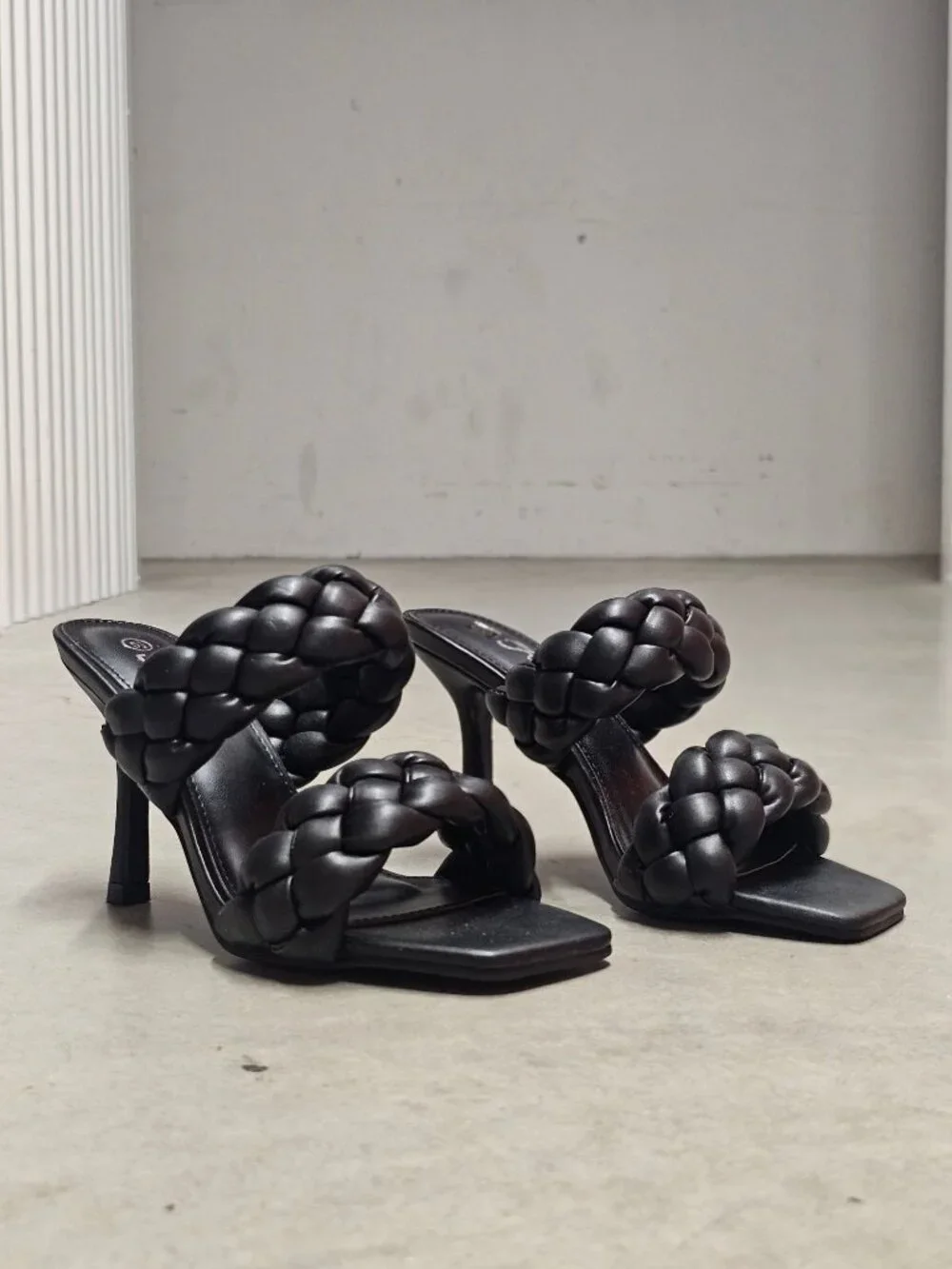 Braided Double Strap Black Heeled Sandals With Square Toe Design For Women